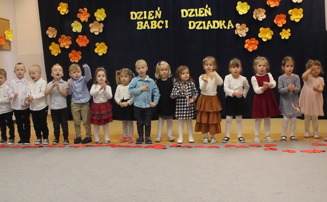 Dzień Babci i Dziadka w grupie Słoneczka