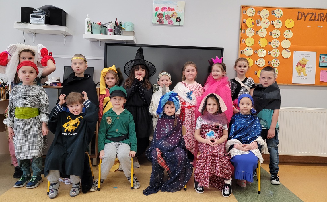 Projektowanie własnych strojów karnawałowych