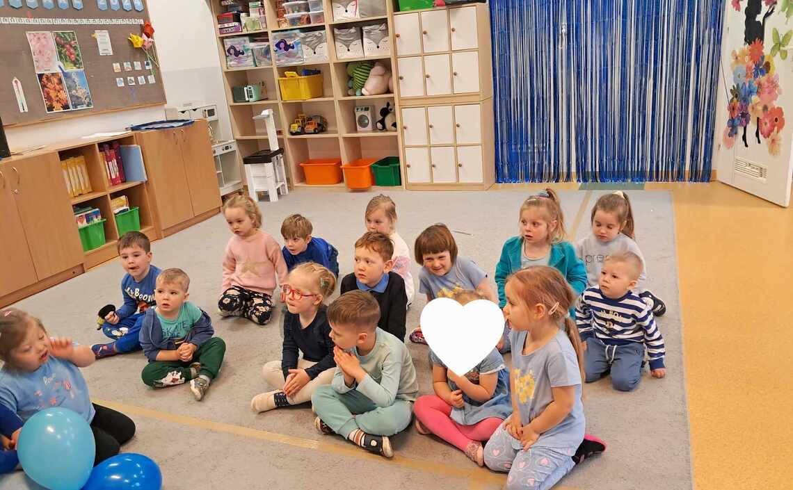 Światowy Dzień Świadomości Autyzmu 2 kwiecień Słoneczka