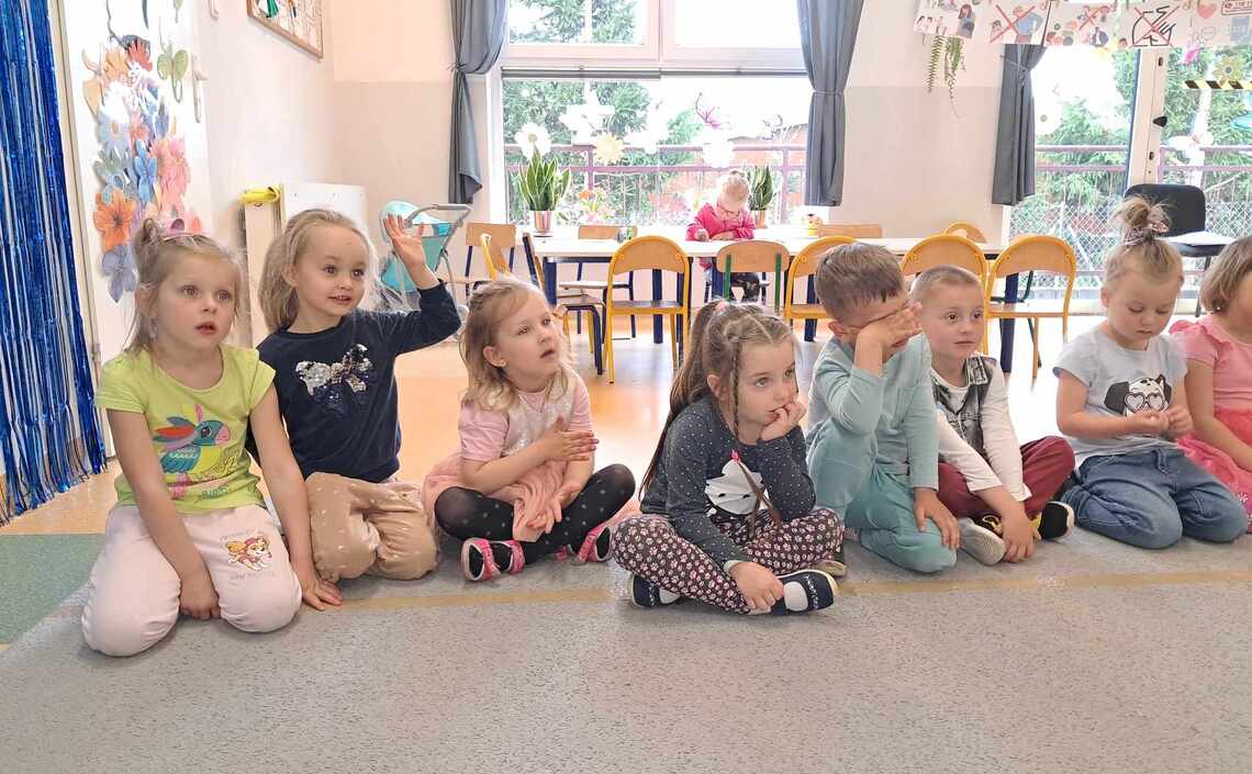 "Każdy Dzień to Dzień Ziemi" - segregacja śmieci SŁONECZKA