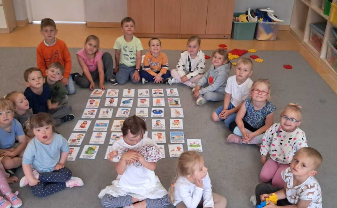 Bezpieczne wakacje, karty obrazkowe SŁONECZKA