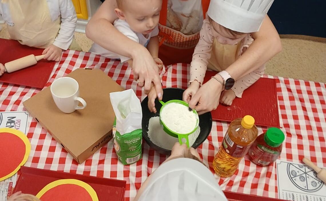Dzień Pizzy u Maluszków w Żłobku!